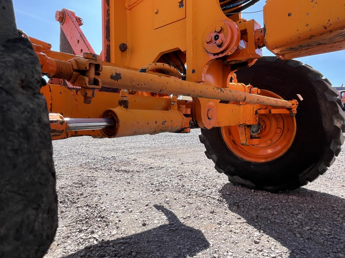 ./imagenes/INVOICE/2019/18240/MOTOCONFORMADORA FIAT ALLIS FG65C (48).JPG